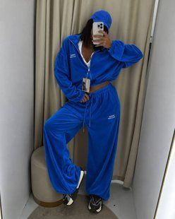 Костюм жіночий з вишивкою з плюшевого велюру 42-44, 46-48 (4кол) "MISHINA" недорого від прямого постачальника 2PLGU792-480_надпись_v фото
