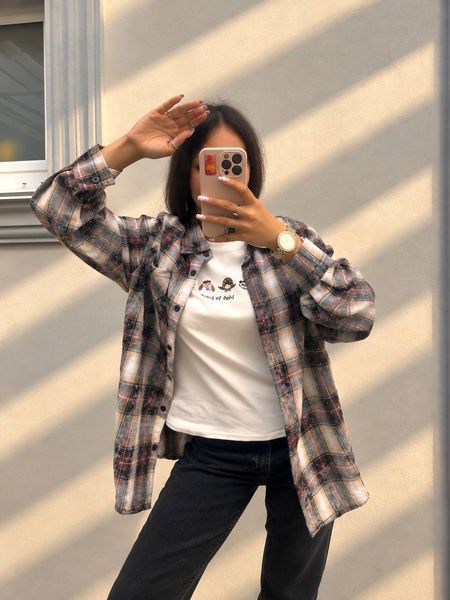 Стильная женская рубашка в клетку из фланели с деликатными камнями oversize (4цв) "ASPERAMO" недорого от прямого поставщика Rin1545-7101_пр_кл_беж_кор_сер_гол_v фото