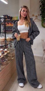 Костюм женский из флиса с капюшоном и карманами 42-48, ONE SIZE "IREN" недорого от прямого поставщика Rin842-0-101v фото